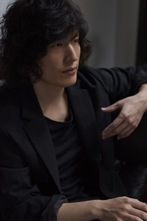 清塚信也宣材2.jpg